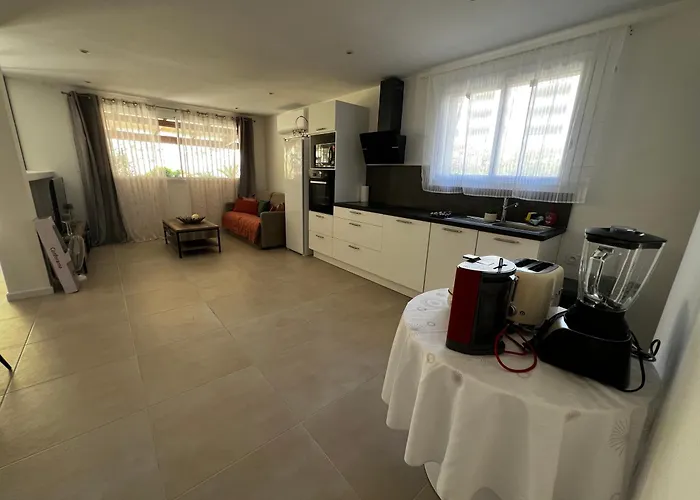Celina Ferienhaus Bastia (Corsica)
